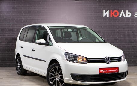 Volkswagen Touran III, 2012 год, 1 000 000 рублей, 3 фотография