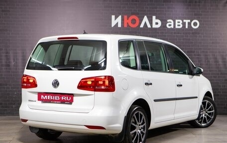 Volkswagen Touran III, 2012 год, 1 000 000 рублей, 9 фотография