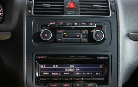 Volkswagen Touran III, 2012 год, 1 000 000 рублей, 18 фотография
