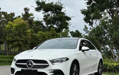Mercedes-Benz A-Класс, 2022 год, 1 700 000 рублей, 1 фотография
