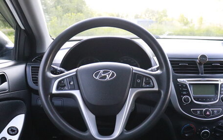 Hyundai Solaris II рестайлинг, 2014 год, 747 000 рублей, 13 фотография