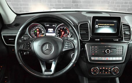 Mercedes-Benz GLE, 2015 год, 3 000 000 рублей, 23 фотография