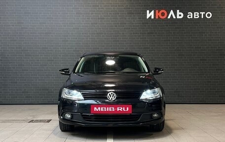 Volkswagen Jetta VI, 2011 год, 1 030 000 рублей, 2 фотография