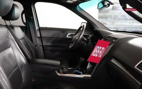 Ford Explorer VI, 2011 год, 1 619 990 рублей, 10 фотография