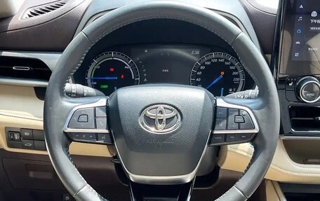 Toyota Highlander, 2022 год, 3 550 000 рублей, 9 фотография