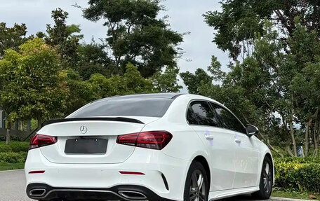 Mercedes-Benz A-Класс, 2022 год, 1 700 000 рублей, 7 фотография