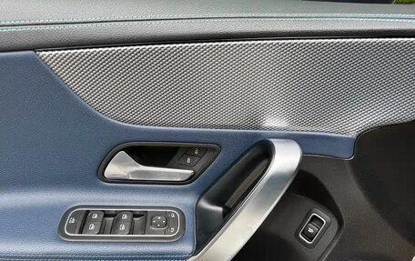 Mercedes-Benz A-Класс, 2022 год, 1 700 000 рублей, 25 фотография