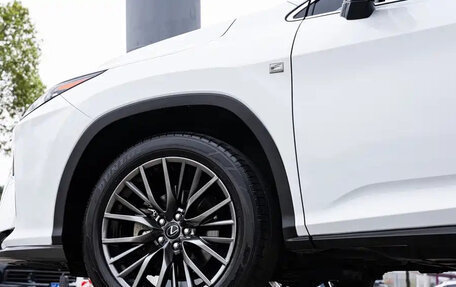 Lexus RX IV рестайлинг, 2016 год, 3 335 000 рублей, 7 фотография
