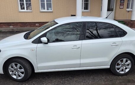 Volkswagen Polo VI (EU Market), 2014 год, 850 000 рублей, 4 фотография