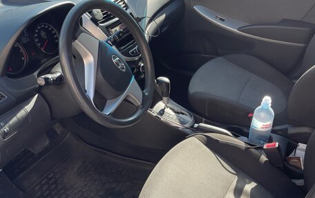 Hyundai Solaris II рестайлинг, 2011 год, 740 000 рублей, 7 фотография