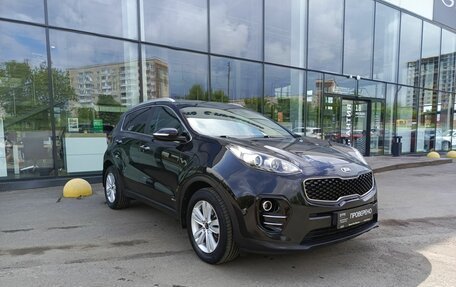 KIA Sportage IV рестайлинг, 2017 год, 1 960 300 рублей, 3 фотография