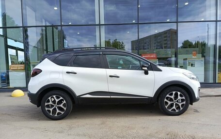 Renault Kaptur I рестайлинг, 2018 год, 1 780 000 рублей, 4 фотография