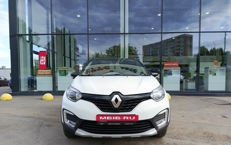 Renault Kaptur I рестайлинг, 2018 год, 1 780 000 рублей, 2 фотография