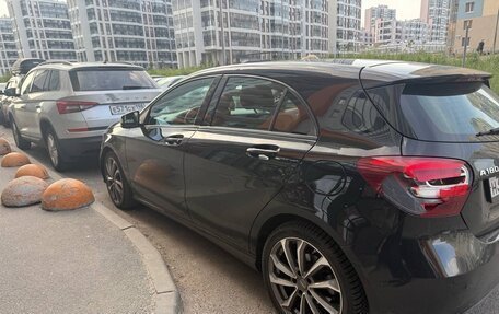 Mercedes-Benz A-Класс, 2017 год, 1 460 000 рублей, 4 фотография