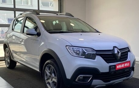 Renault Sandero II рестайлинг, 2021 год, 1 399 000 рублей, 3 фотография
