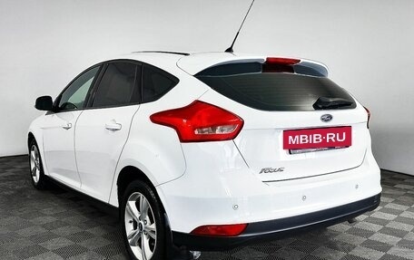 Ford Focus III, 2015 год, 990 000 рублей, 7 фотография
