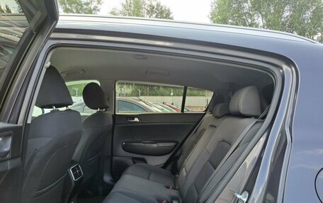 KIA Sportage IV рестайлинг, 2017 год, 1 799 000 рублей, 12 фотография