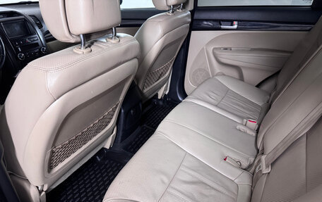 KIA Sorento II рестайлинг, 2011 год, 1 430 000 рублей, 20 фотография