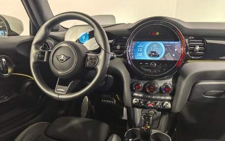MINI Hatch, 2021 год, 3 060 000 рублей, 15 фотография