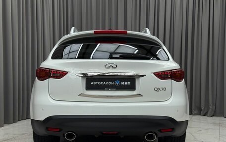 Infiniti QX70, 2016 год, 2 670 000 рублей, 5 фотография