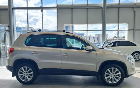 Volkswagen Tiguan I, 2010 год, 1 099 000 рублей, 4 фотография