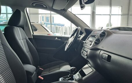 Volkswagen Tiguan I, 2010 год, 1 099 000 рублей, 11 фотография