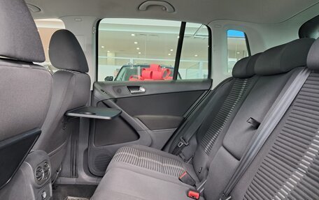 Volkswagen Tiguan I, 2010 год, 1 099 000 рублей, 12 фотография