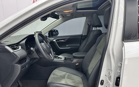 Toyota RAV4, 2022 год, 2 677 720 рублей, 4 фотография