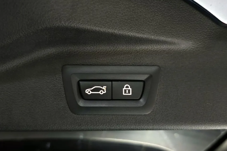 BMW X7 G07, 2021 год, 9 300 000 рублей, 14 фотография