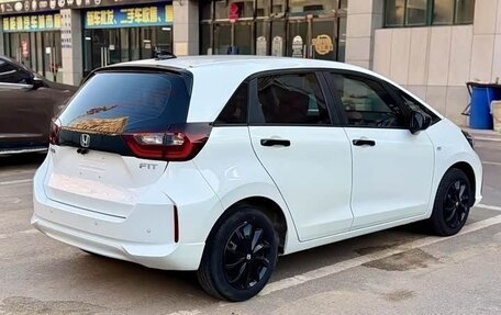 Honda Fit, 2021 год, 1 130 000 рублей, 4 фотография