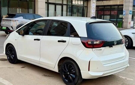 Honda Fit, 2021 год, 1 130 000 рублей, 3 фотография