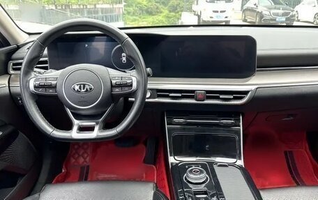 KIA K5, 2021 год, 1 430 000 рублей, 2 фотография