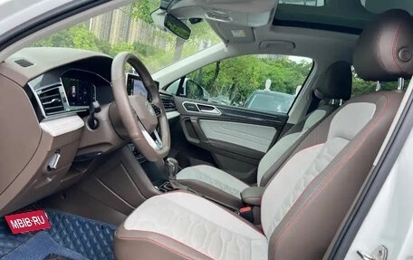 Volkswagen Tiguan II, 2022 год, 3 250 077 рублей, 8 фотография