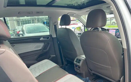 Volkswagen Tiguan II, 2022 год, 3 250 077 рублей, 19 фотография
