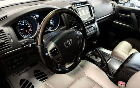 Toyota Land Cruiser 200, 2008 год, 2 427 000 рублей, 5 фотография