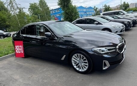 BMW 5 серия, 2021 год, 4 950 000 рублей, 2 фотография