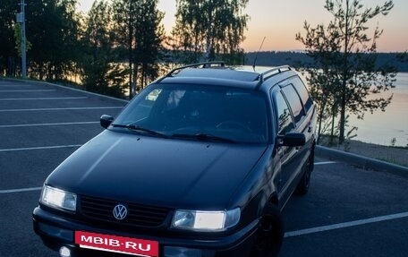 Volkswagen Passat B4, 1994 год, 285 000 рублей, 3 фотография