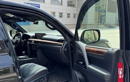 Lexus LX III, 2017 год, 12 400 000 рублей, 19 фотография
