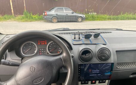 Renault Logan I, 2005 год, 330 000 рублей, 5 фотография