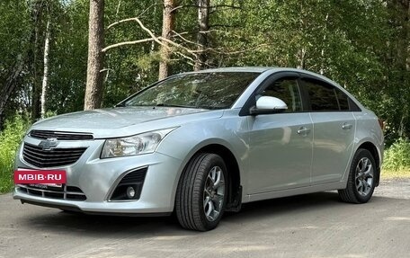 Chevrolet Cruze II, 2014 год, 800 000 рублей, 11 фотография