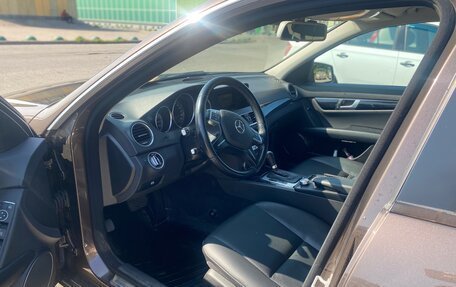 Mercedes-Benz C-Класс, 2012 год, 1 600 000 рублей, 7 фотография
