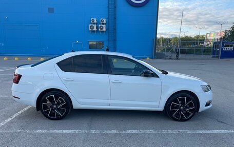 Skoda Octavia, 2018 год, 1 680 000 рублей, 3 фотография