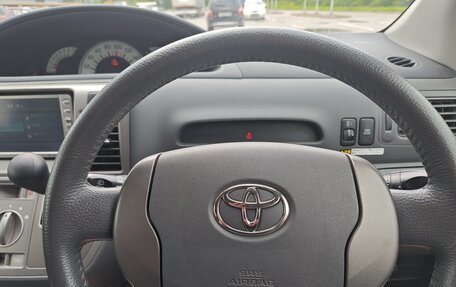 Toyota Raum II, 2007 год, 740 000 рублей, 10 фотография