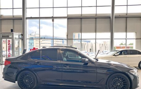 BMW 5 серия, 2017 год, 2 677 000 рублей, 4 фотография