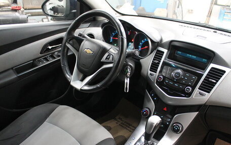 Chevrolet Cruze II, 2011 год, 566 000 рублей, 16 фотография