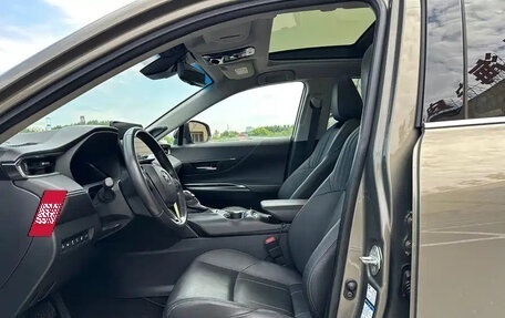 Toyota Harrier, 2021 год, 3 050 000 рублей, 7 фотография
