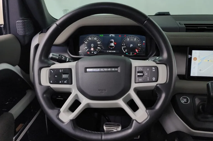 Land Rover Defender II, 2021 год, 6 135 000 рублей, 11 фотография