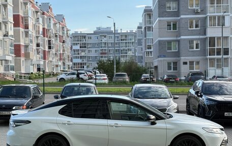 Toyota Camry, 2021 год, 3 799 000 рублей, 4 фотография