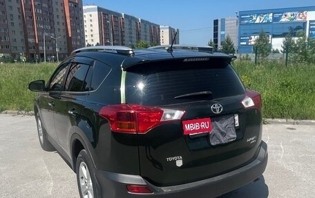 Toyota RAV4, 2013 год, 2 200 000 рублей, 7 фотография