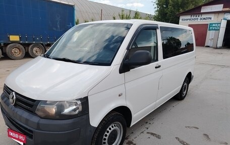 Volkswagen Transporter T5 рестайлинг, 2011 год, 1 499 999 рублей, 2 фотография